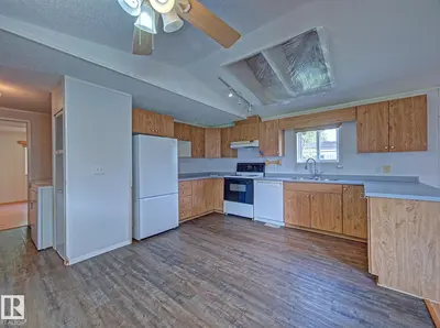 Interior photo 4 of 5434 Eastview CR