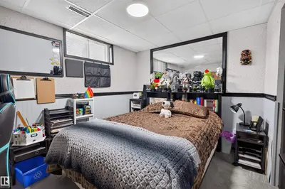 Interior photo 1 of 5219 55 AV