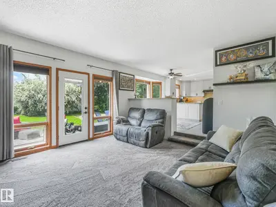 Interior photo 3 of 2824 37 ST NW