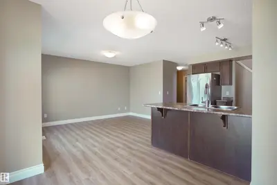 Interior photo 2 of #33 445 BRINTNELL BV NW