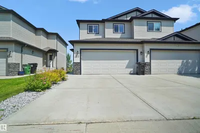 Interior photo 1 of #33 445 BRINTNELL BV NW