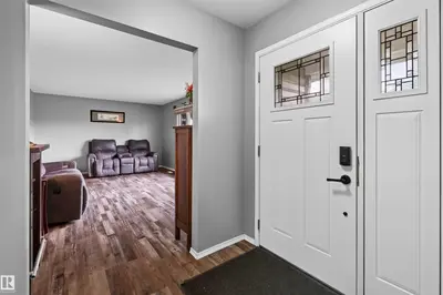 Interior photo 3 of 54433 RGE ROAD 213
