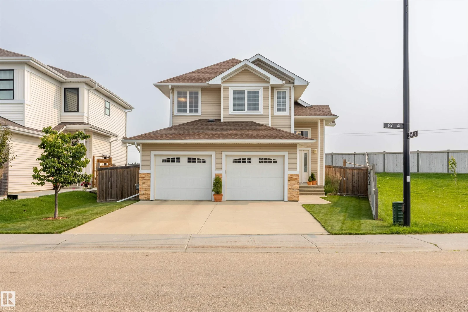 9604 87 ST, Morinville - 5 bedroom Detached Single Family for sale