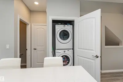 Interior photo 4 of #61 215 SADDLEBACK RD NW
