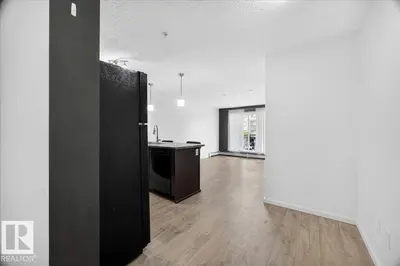 Interior photo 4 of #226 504 ALBANY WY NW