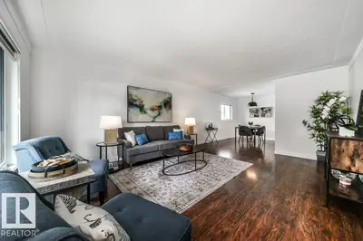 Interior photo 2 of 7123 87 ST NW