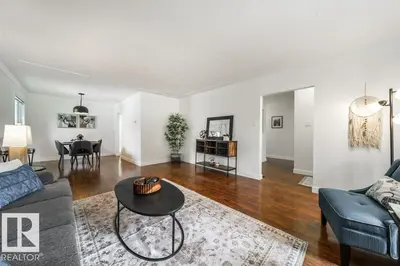 Interior photo 3 of 7123 87 ST NW
