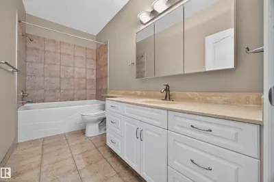 Interior photo 4 of #401 10178 117 ST NW