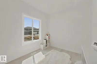 Interior photo 3 of 9815 107A AV