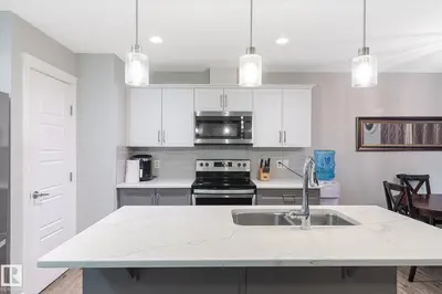 Interior photo 4 of 1416 169 ST SW