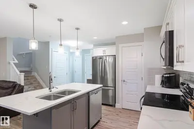 Interior photo 3 of 1416 169 ST SW