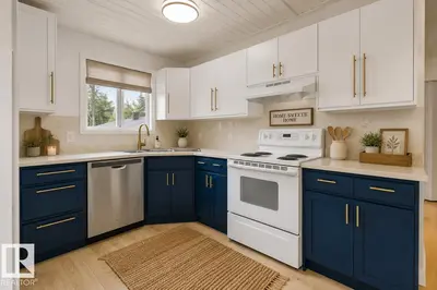 Interior photo 3 of 2 MILL DR