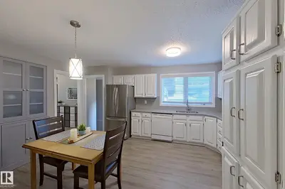 Interior photo 3 of 16 BRUNSWICK CR