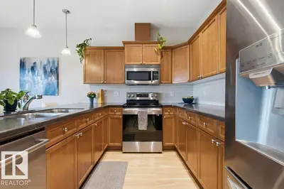 Interior photo 4 of #17 7293 Terwillegar DR NW