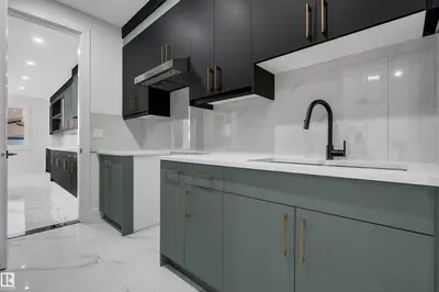 Interior photo 3 of 4005 39 ST