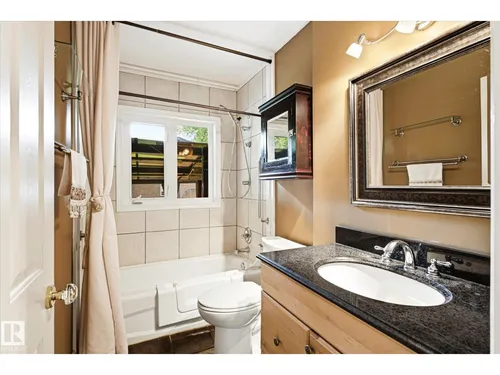 11322 56 ST NW, Edmonton - $649,900