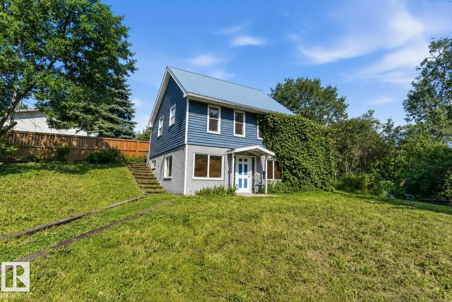 #204 22106 S COOKING LAKE RD, Rural Strathcona County - 1 bedroom Detached Single Family for sale