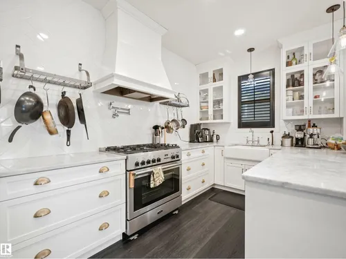 6420 106 ST NW, Edmonton - $549,900