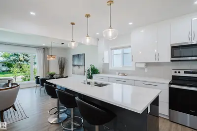 Interior photo 2 of 11455 111A AV NW