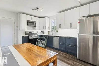 Interior photo 3 of 12150 47 ST NW