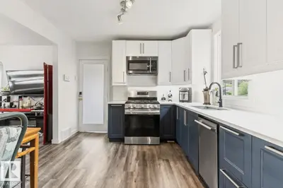Interior photo 2 of 12150 47 ST NW