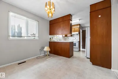 Interior photo 2 of 11607 139 AV NW