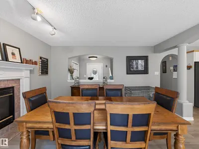 Interior photo 4 of #217 51058 RGE ROAD 212