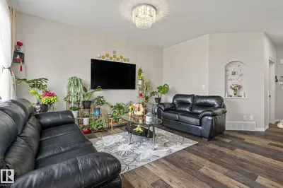 Interior photo 2 of 2131 51 SW SW