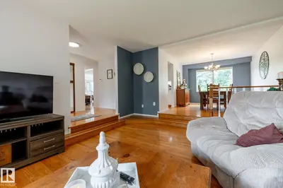 Interior photo 2 of 229 52548 RGE ROAD 223