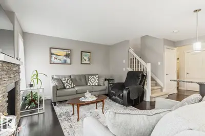 Interior photo 3 of 173 SUNTERRA WY