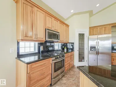 Interior photo 2 of 7504 161A AV NW