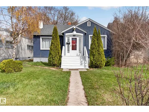 8722 112 AV NW, Edmonton - $339,000
