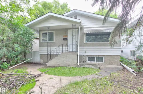 11338 85 ST NW, Edmonton - $289,900