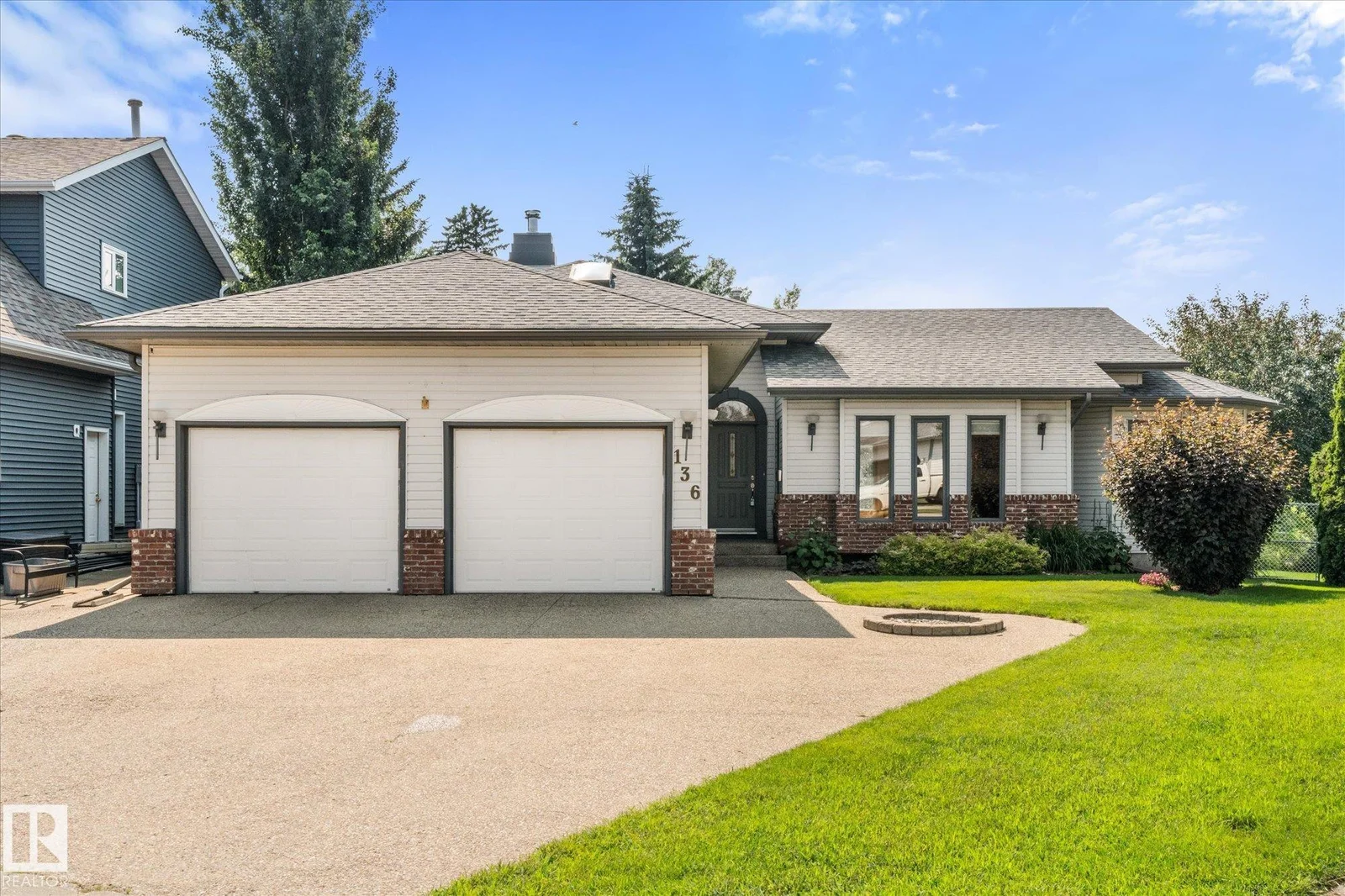 136 WESTRIDGE CR, Spruce Grove - 6 bedroom Detached Single Family for sale