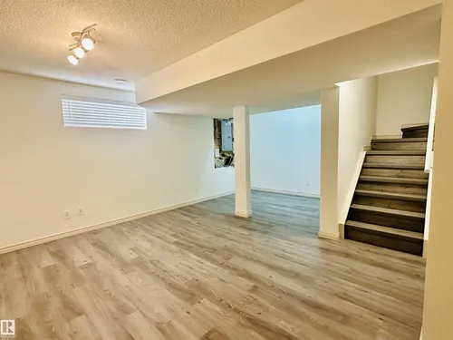 4811 152 AV NW, Edmonton - $499,900