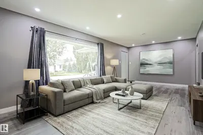Interior photo 1 of 11211 104 ST NW