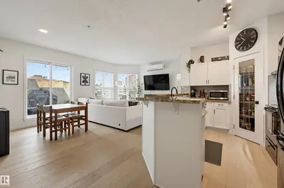 Interior photo 1 of #403 9910 111 ST NW