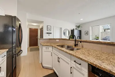 Interior photo 2 of #403 9910 111 ST NW