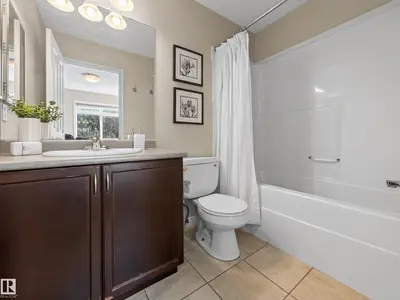 Interior photo 2 of 