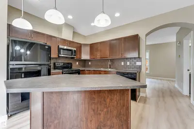 Interior photo 2 of #27 13825 155 AV NW