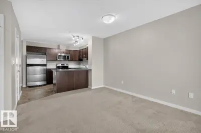 Interior photo 4 of #316 392 SILVER BERRY RD NW