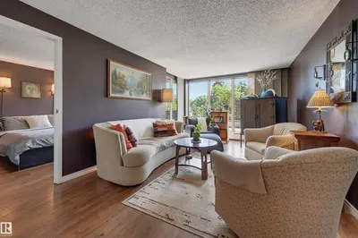Interior photo 1 of #210 10149 SASKATCHEWAN DR NW