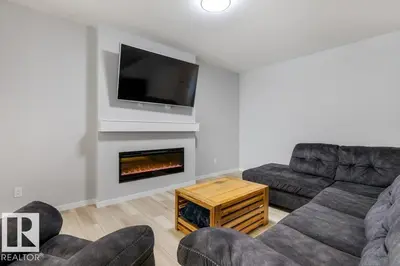 Interior photo 4 of 7113 177A AV NW