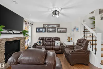 Interior photo 2 of 1122 ALLENDALE CR