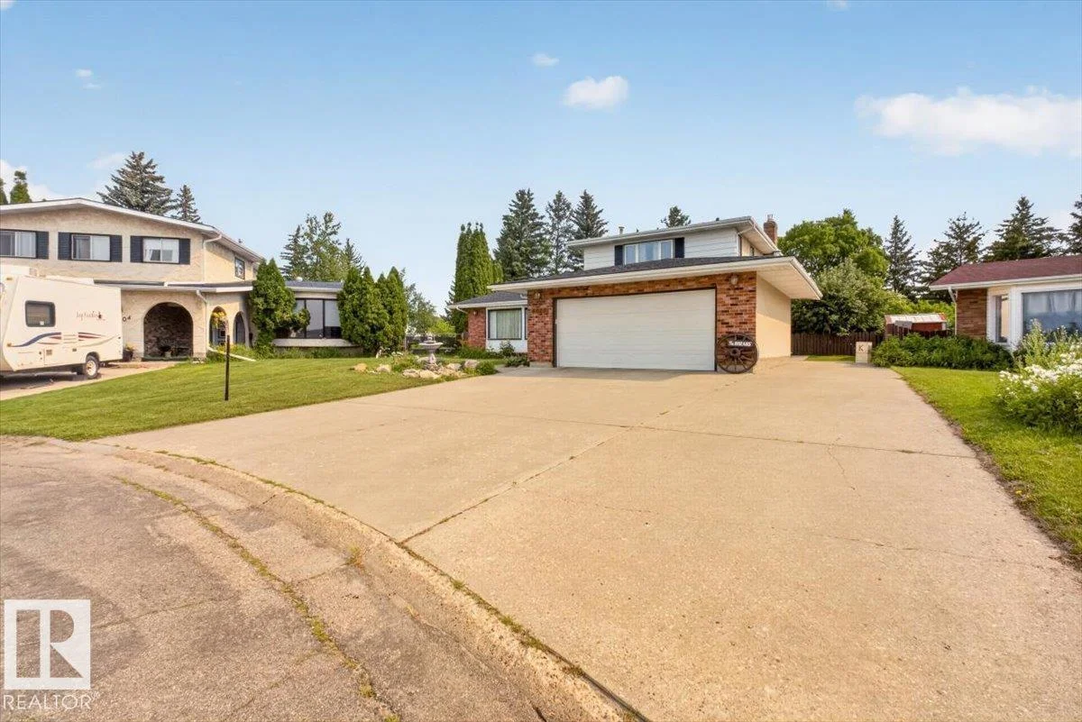 4027 74 ST NW, Edmonton - 4 bedroom Detached Single Family for sale