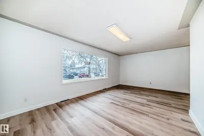 Interior photo 3 of 9126 152 St NW
