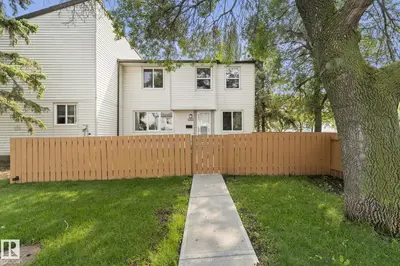 Interior photo 1 of 6533 180 ST NW