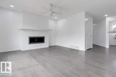 Interior photo 3 of 3007 13 AV NW