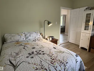 Interior photo 3 of 5308 50 St