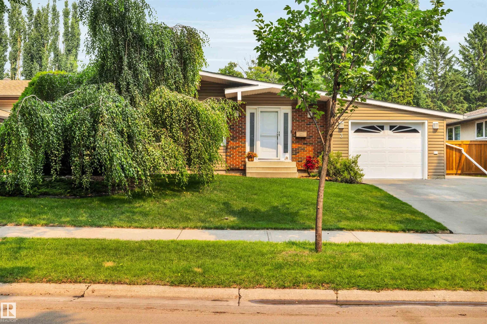 3 FLINT CR, St. Albert - 4 bedroom Detached Single Family for sale